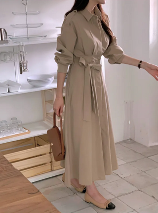 Robe longue à col chemise